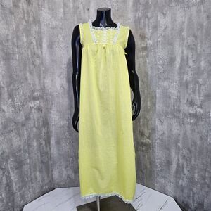 Vintage 70s Her Majesty Womens S Yellow Semi‎ Sheer Poplin Cotton Nightgown